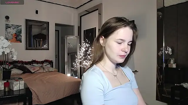 Snapshot of CindyJonson chatting on 12/16/25, 06:07 CindyJonson online show from 12/16/25, 06:07