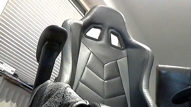 Snapshot of Kuli2309 chatting on 09/18/25, 06:43 Kuli2309 online show from 09/18/25, 06:43