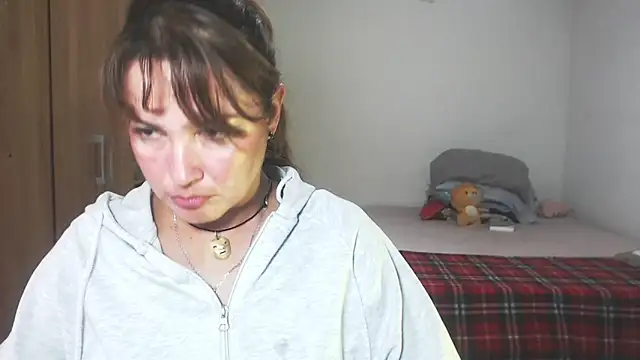 Snapshot of solamatista11 chatting on 12/02/25, 10:05 solamatista11 online show from 12/02/25, 10:05