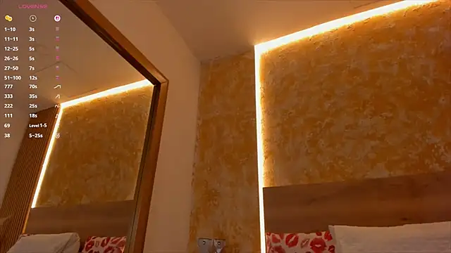 Snapshot of Kathy_taylor_ chatting on 10/28/25, 07:49 Kathy taylor online show from 10/28/25, 07:49