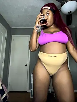 Snapshot of gypsydoll chatting on 09/10/25, 11:38 gypsydoll online show from 09/10/25, 11:38