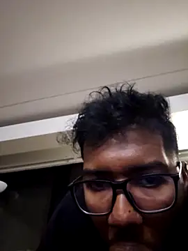 Snapshot of dulcetnukem chatting on 12/16/25, 04:39 dulcetnukem online show from 12/16/25, 04:39