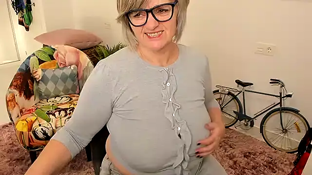 Milf-Ella online show from 01/30/25, 08:54