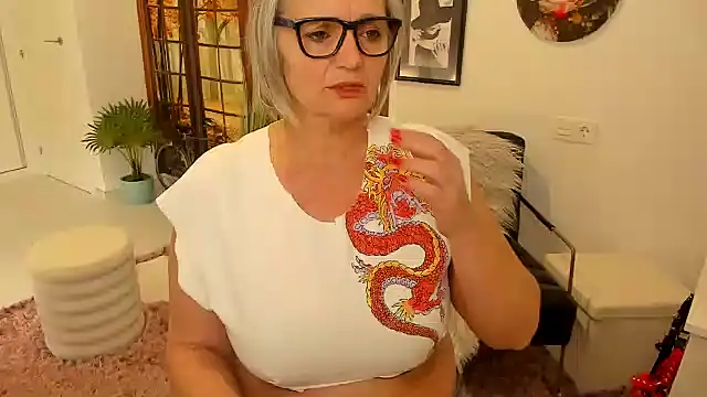 Milf-Ella online show from 02/24/25, 03:31