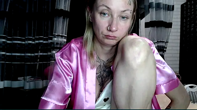 cold lollipop online show from 05/28/26, 07:22