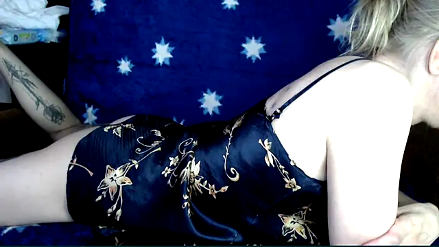 cold lollipop online show from 06/11/26, 07:28