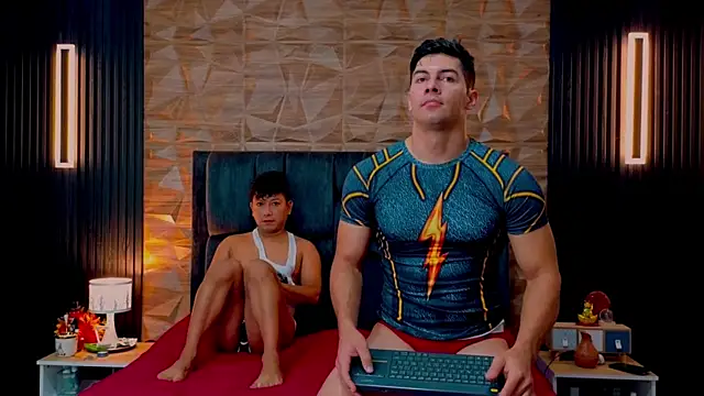 Snapshot of FelipeAndMarcello3 chatting on 10/20/25, 02:06 FelipeAndMarcello3 online show from 10/20/25, 02:06