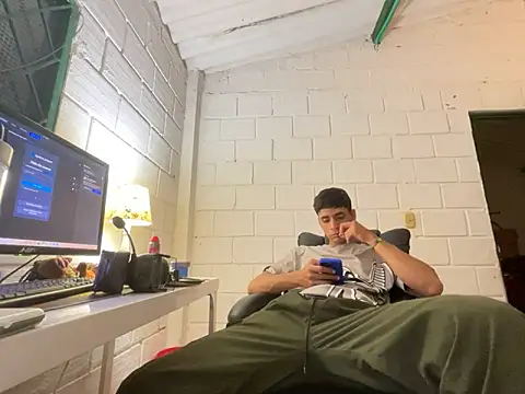 Max TheHorseDick online show from 11/04/25, 03:27