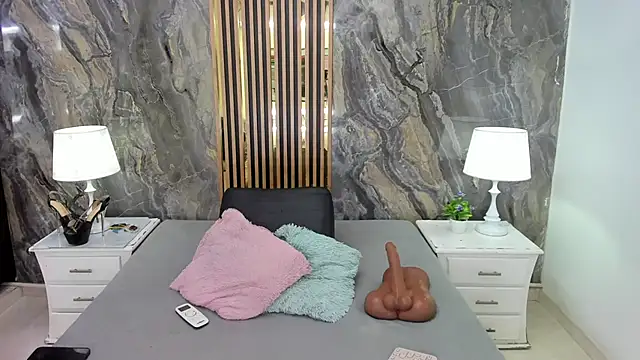 Nyakimgold online show from 07/24/26, 12:14