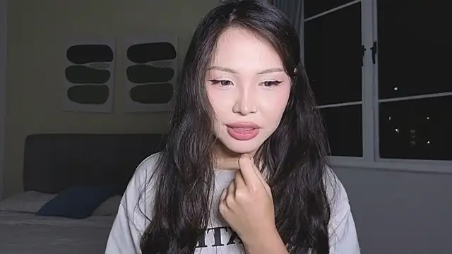 Snapshot of TammiLou chatting on 11/13/25, 05:45 TammiLou online show from 11/13/25, 05:45