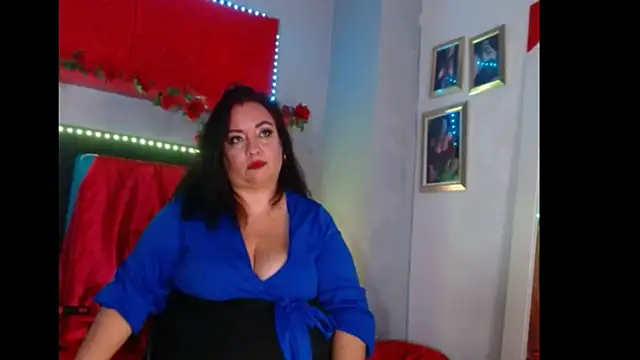-helen online show from 01/15/25, 04:04