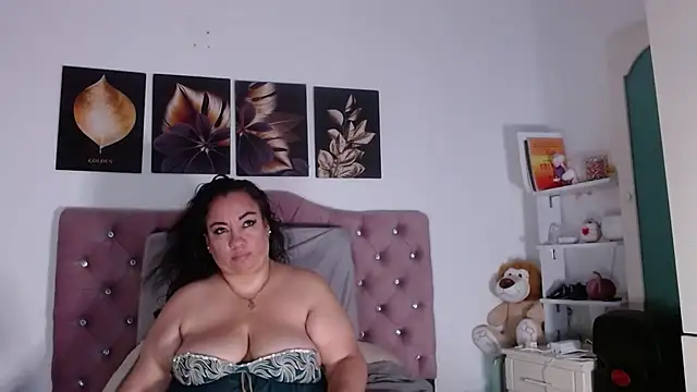 -helen online show from 10/11/25, 08:07