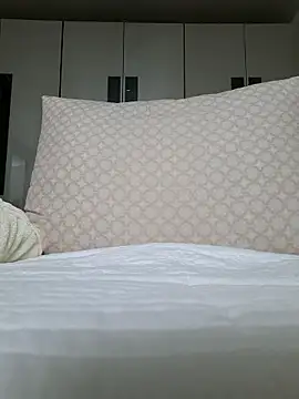 Snapshot of Ssk10N chatting on 11/25/25, 05:35 Ssk10N online show from 11/25/25, 05:35