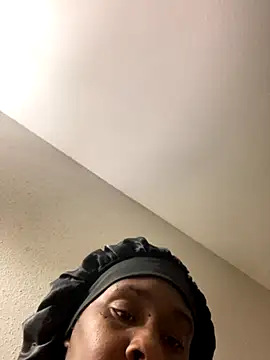 Foreignthababyy online show from 09/10/25, 04:34