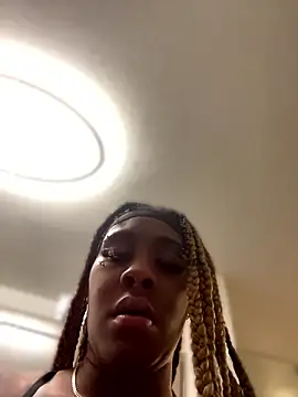 Foreignthababyy online show from 07/12/26, 01:51