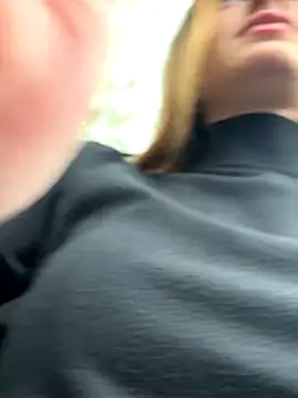 -AngelAri- online show from 10/05/25, 09:07