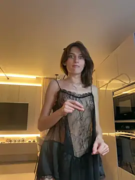 Snapshot of -AngelAri- chatting on 07/28/26, 09:03 -AngelAri- online show from 07/28/26, 09:03