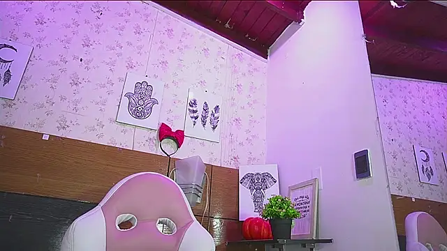 mssburbuja online show from 01/14/25, 03:11