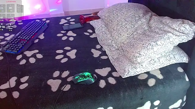 Snapshot of jaramilloali chatting on 09/27/25, 03:50 jaramilloali online show from 09/27/25, 03:50