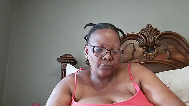 SEXYBOOBSNASS online show from 01/25/25, 08:42