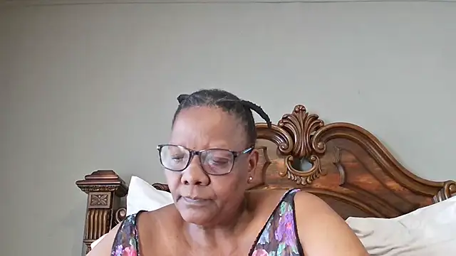 SEXYBOOBSNASS online show from 01/28/25, 07:32