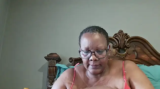 SEXYBOOBSNASS online show from 03/06/25, 12:30