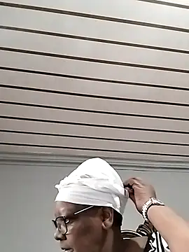 SEXYBOOBSNASS online show from 10/05/25, 03:54