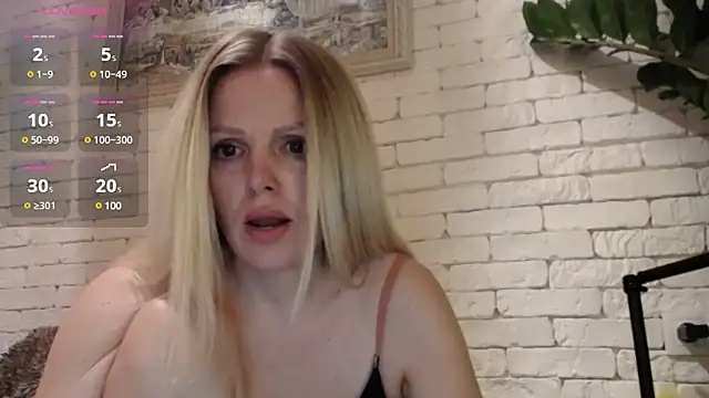 Angel girllovemy online show from 01/11/25, 04:36