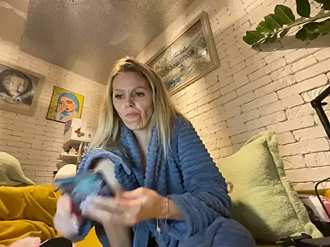 Angel girllovemy online show from 01/30/25, 04:13