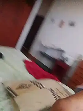 Snapshot of Mghty-cockl88 chatting on 11/21/25, 01:43 Mghty-cockl88 online show from 11/21/25, 01:43