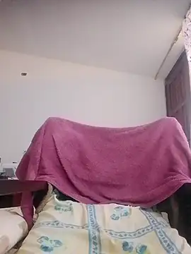 Snapshot of Mghty-cockl88 chatting on 12/04/25, 02:15 Mghty-cockl88 online show from 12/04/25, 02:15