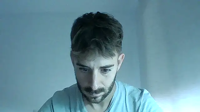 Snapshot of vargas90 chatting on 09/18/25, 09:22 vargas90 online show from 09/18/25, 09:22