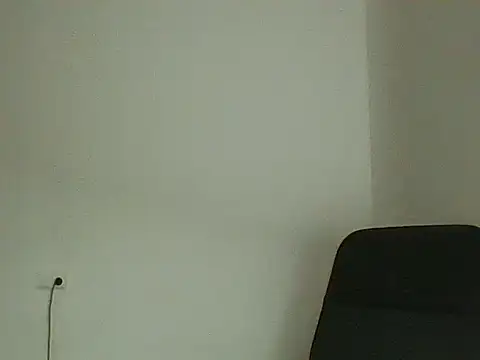 Snapshot of vargas90 chatting on 09/19/25, 08:53 vargas90 online show from 09/19/25, 08:53