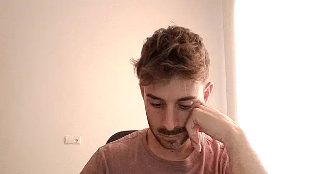 Snapshot of vargas90 chatting on 09/25/25, 08:18 vargas90 online show from 09/25/25, 08:18