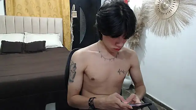 Snapshot of Elio-cam chatting on 07/20/26, 08:28 Elio-cam online show from 07/20/26, 08:28