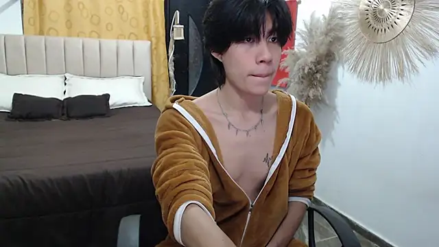 Snapshot of Elio-cam chatting on 07/22/26, 08:50 Elio-cam online show from 07/22/26, 08:50