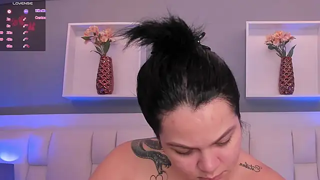 Betsy Daniels online show from 09/10/25, 11:43