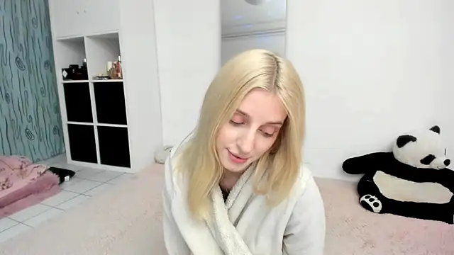 KenzieDawton online show from 05/23/26, 05:06