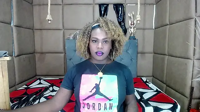 Snapshot of CatrinaGill chatting on 10/02/25, 05:36 CatrinaGill online show from 10/02/25, 05:36