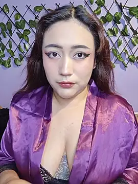 lady- online show from 04/25/26, 12:24