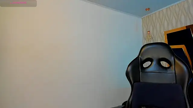 Snapshot of Petesevans chatting on 10/31/25, 11:17 Petesevans online show from 10/31/25, 11:17