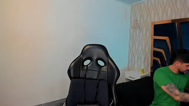 Snapshot of Petesevans chatting on 11/10/25, 11:15 Petesevans online show from 11/10/25, 11:15