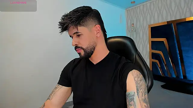 Snapshot of Petesevans chatting on 11/21/25, 11:14 Petesevans online show from 11/21/25, 11:14