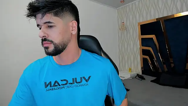 Snapshot of Petesevans chatting on 11/28/25, 11:18 Petesevans online show from 11/28/25, 11:18