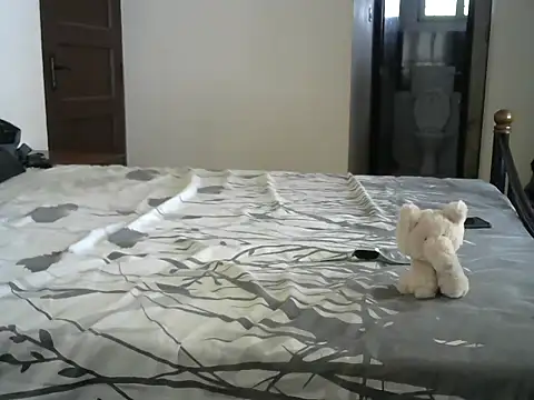 Snapshot of Slim_India chatting on 02/14/26, 03:36 Slim India online show from 02/14/26, 03:36