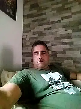 ADRIAN ADI40 online show from 10/08/25, 07:28