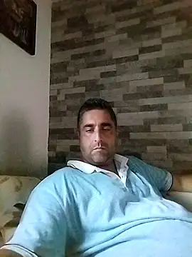 ADRIAN ADI40 online show from 10/10/25, 05:28