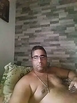 ADRIAN ADI40 online show from 06/16/26, 03:42