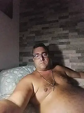 ADRIAN ADI40 online show from 07/03/26, 06:25