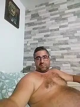 ADRIAN ADI40 online show from 07/15/26, 07:30